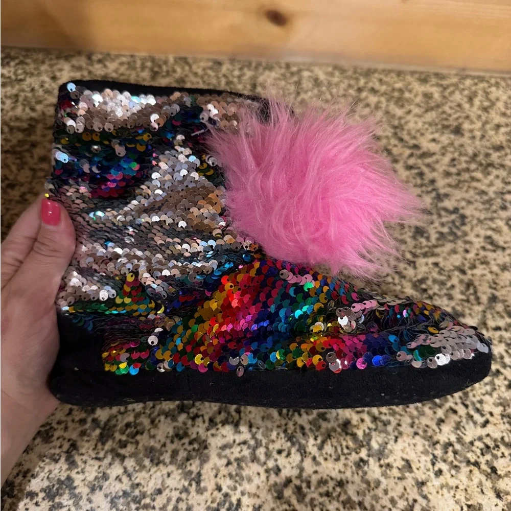 Justice Kids Girls Rainbow‎ Sequin Boots with Pink Pom Poms Size 2/3